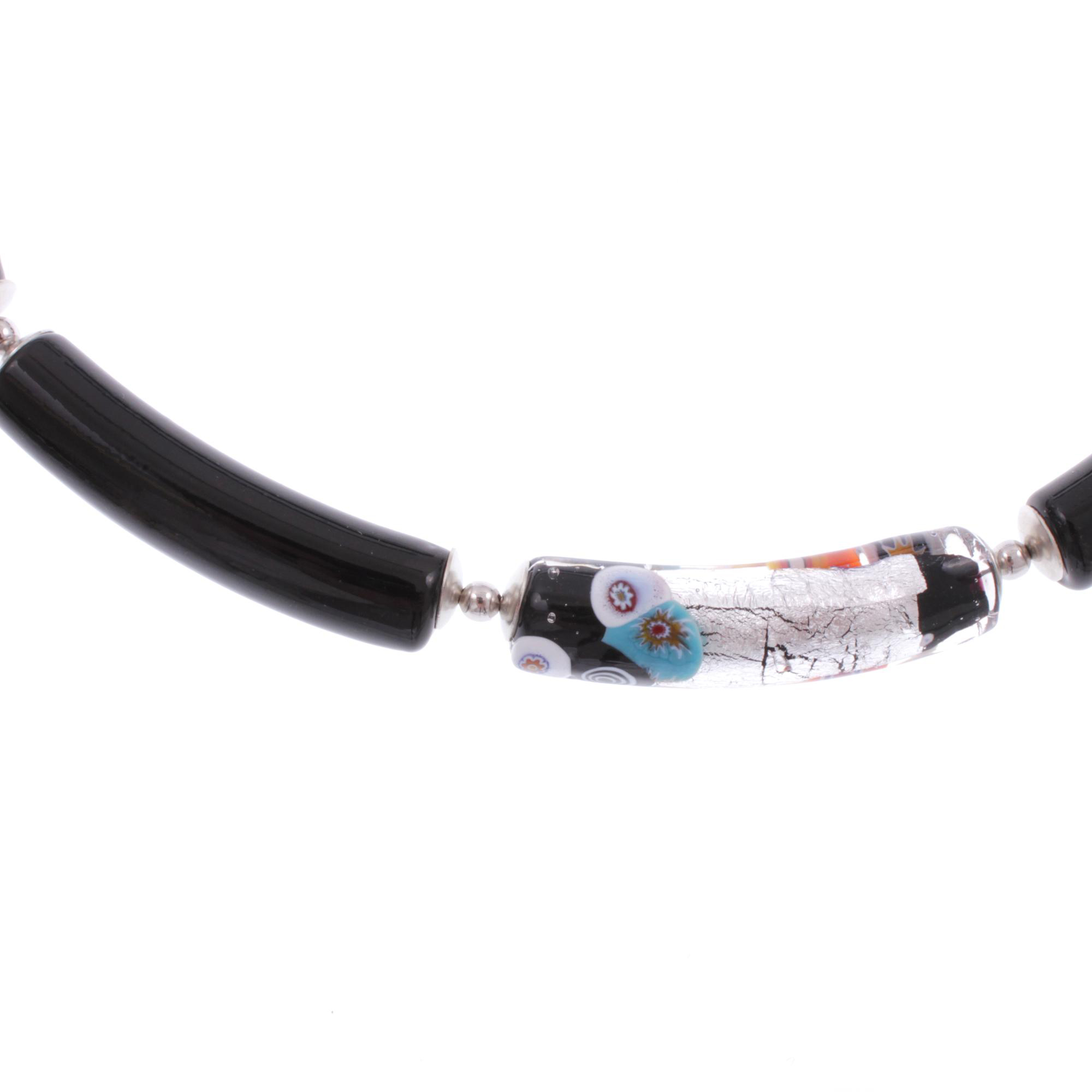Lea Muranoglas-Collier Millefiori Silber/Schwarz, 45 cm, detailansicht der glaselemente