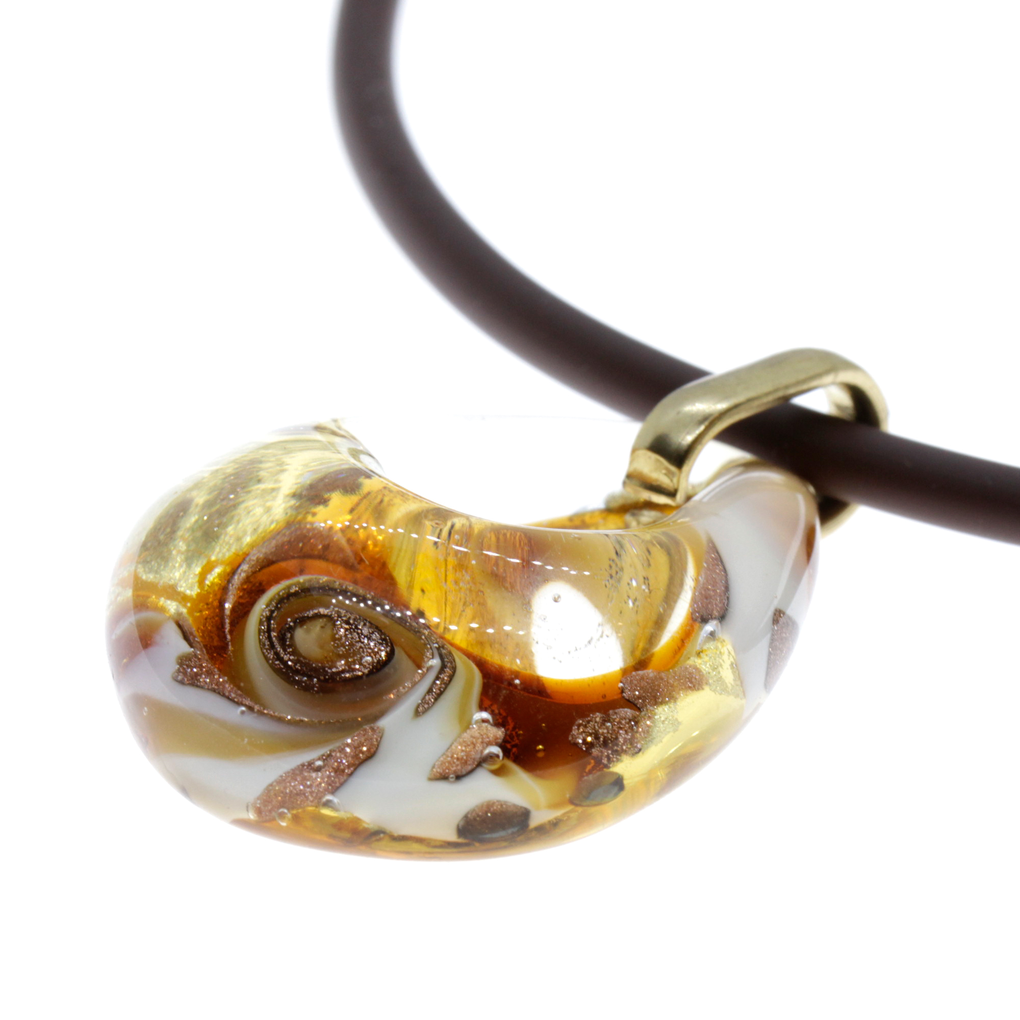 Drop Piccino Muranoglas Anhänger Amber/Gold; Muranoglas mit echtem Blattgold und Kupfer; hypoallergene, hochwertig vergoldete Metallöse