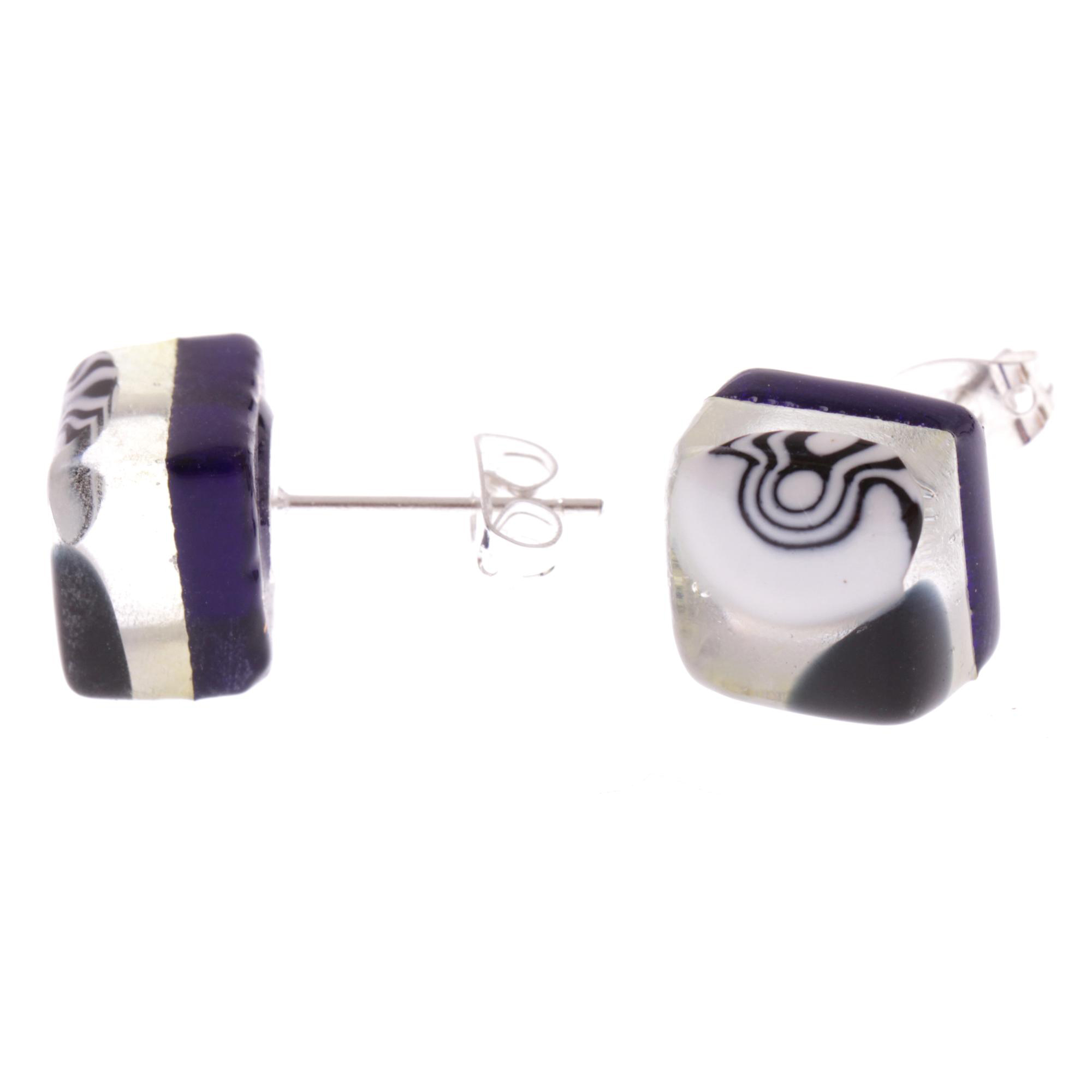 Jolanda Muranoglas Ohrstecker Schwarz/Weiß II; Muranoglas ohne Metalleinlagen; hypoallergene, hochwertig versilberte äußere Metallteile