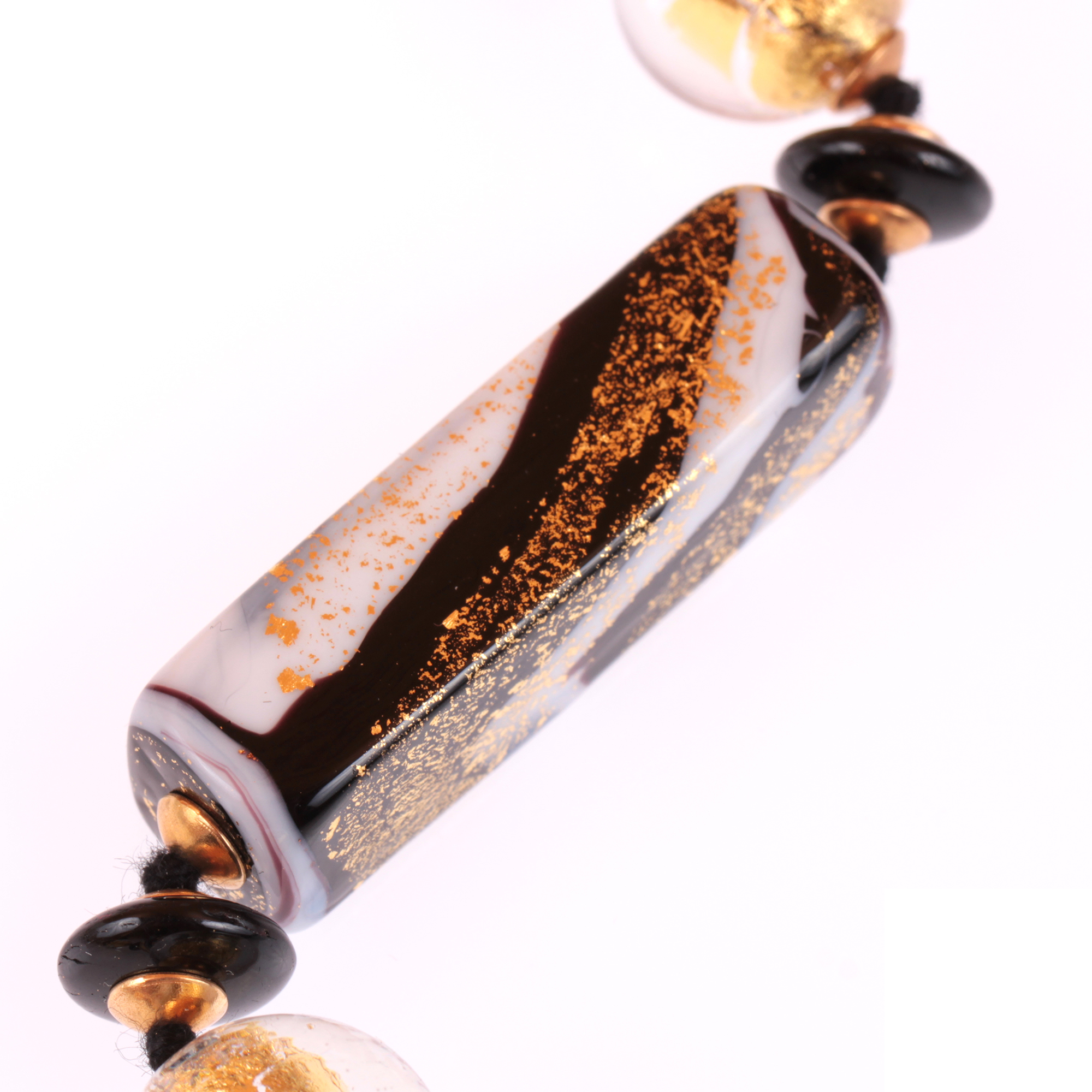 Inga-Collier aus Muranoglas in Schwarz/Gold, weitere produktansicht