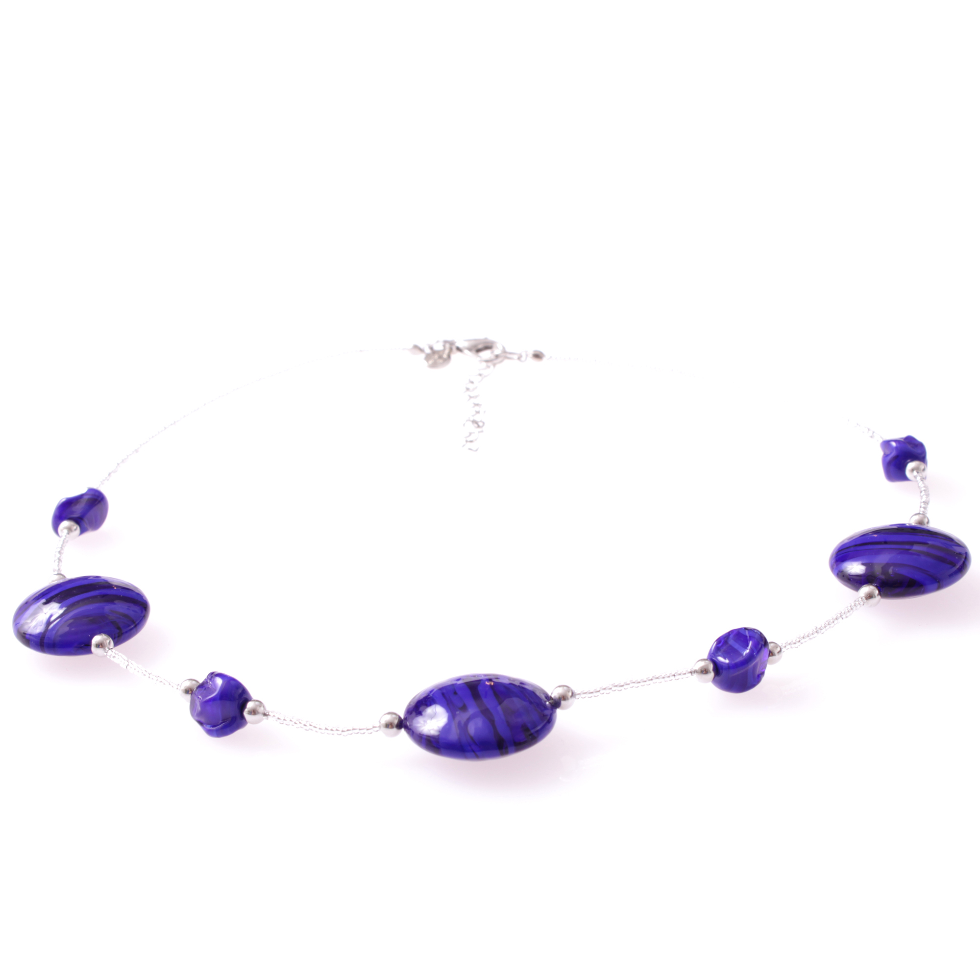 Astana Muranoglas Collier Dunkelblau/Silber; Muranoglas ohne Metalleinlagen im Glas; hypoallergene und hochwertig versilberte äußere Metallteile einschließlich Karabiner